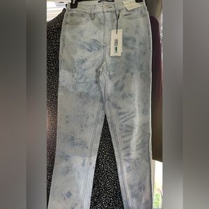 NWT Calvin Klein jeans size 24
